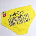 شورت زنانه ملک بانو نخی کش باریک سایز 4XL طرح IMPERFECT