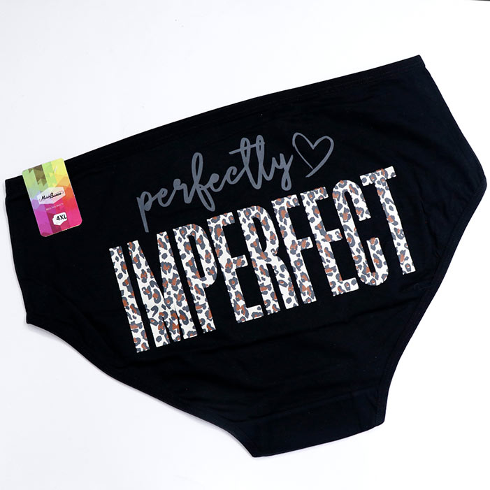 شورت زنانه ملک بانو نخی کش باریک سایز 4XL طرح IMPERFECT